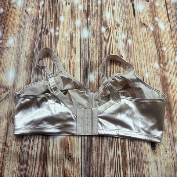 Playtex 18 Hour Bra Wirefree Ultimate Lift & Support Nude Comfort Size 42D - Picture 3 of 15